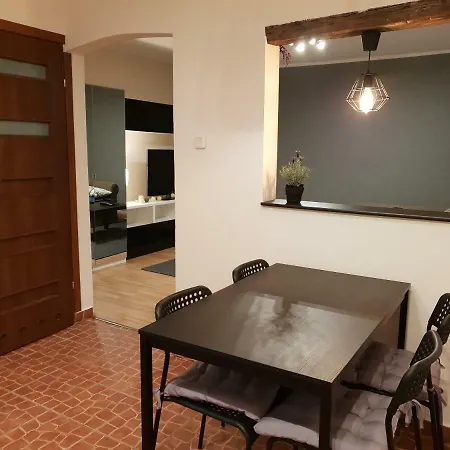 Hetmanska - 24h Shop קטוביץ