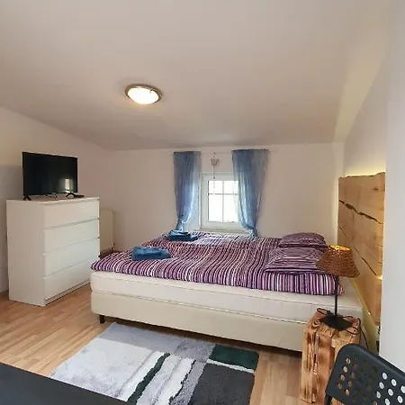 Daire Hetmanska - 24h Shop